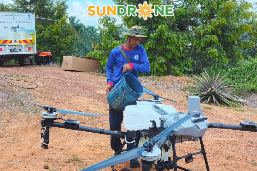 5 Bước Vệ Sinh DJI Agras T70P: Bảo Vệ Radar & Loại Bỏ Hóa Chất