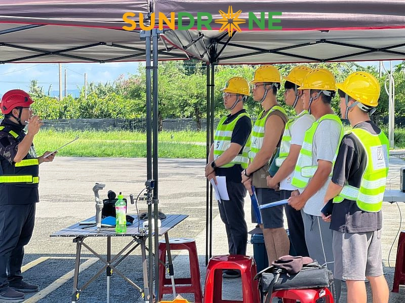 Giấy Phép Điều Khiển Bay Bằng Thiết Bị (Hạng B)