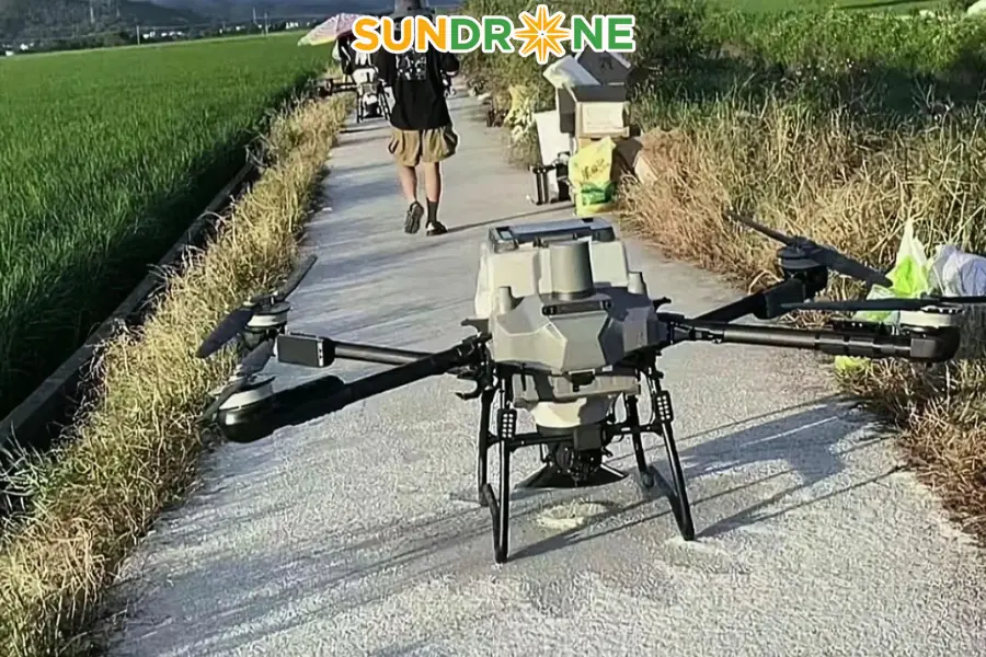 Cùng tham khảo ngay khóa học đào tạo bay DJI T100 tại SunDrone